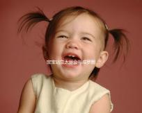 寶寶站立太早會形成羅圈腿，4大矯正方法簡單易學